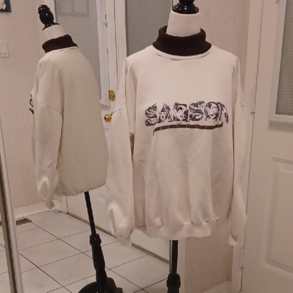 4/$60 Off-white Sweatshirt With Brown Turtleneck-Like Collar - Size Small